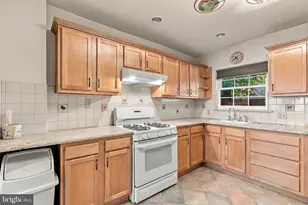 1132 S Clifton St, Philadelphia, PA 19147 - Photo 13