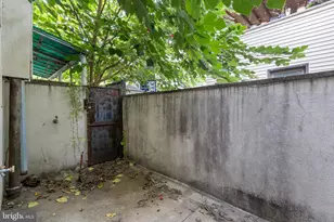 1132 S Clifton St, Philadelphia, PA 19147 - Photo 17