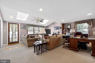 878 Morefield Rd, Philadelphia, PA 19115 - Photo 15