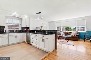 9968 Woodfern Rd, Philadelphia, PA 19115 - Photo 9