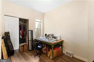 1910 N 17th St, Philadelphia, PA 19121 - Photo 9
