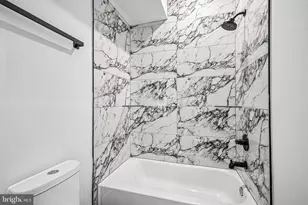 1311 S 32nd St, Philadelphia, PA 19146 - Photo 19