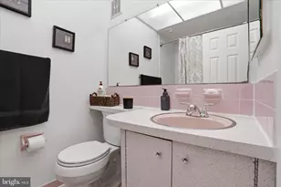 10915 Heflin Rd, Philadelphia, PA 19154 - Photo 13
