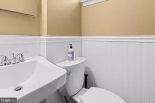 1117 E Barringer St, Philadelphia, PA 19119 - Photo 27