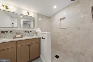 809 S 19th St, Philadelphia, PA 19146 - Photo 51