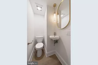 809 S 19th Street, Philadelphia, PA 19146 - Photo 13