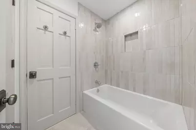 809 S 19th Street, Philadelphia, PA 19146 - Photo 35