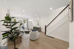 809 S 19th St, Philadelphia, PA 19146 - Photo 9
