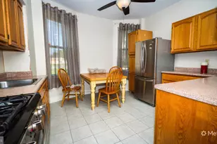 707 S 52nd St, Philadelphia, PA 19143 - Photo 9