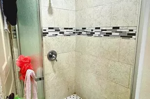 707 S 52nd St, Philadelphia, PA 19143 - Photo 13