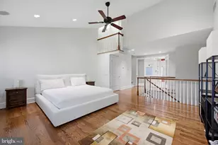 915 Clinton St, Philadelphia, PA 19107 - Photo 13