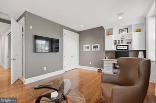 915 Clinton St, Philadelphia, PA 19107 - Photo 21