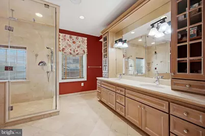915 Clinton Street #203, Philadelphia, PA 19107 - Photo 15