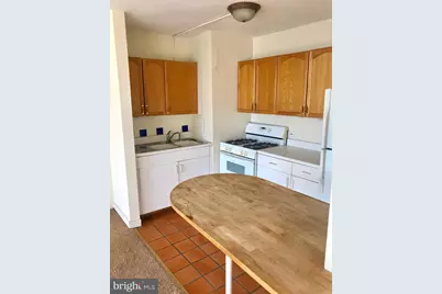 210 Locust Street #19CW, Philadelphia, PA 19106 - Photo 3