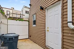 2238 Oakford St, Philadelphia, PA 19146 - Photo 27