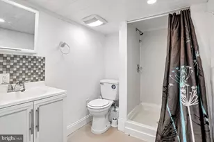 2527 S Hicks St, Philadelphia, PA 19145 - Photo 27
