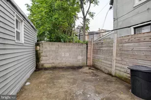 1626 N 25th St, Philadelphia, PA 19121 - Photo 9