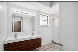 2620 Emerald St, Philadelphia, PA 19125 - Photo 13