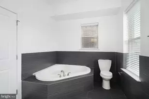 1908 Poplar St, Philadelphia, PA 19130 - Photo 23