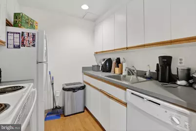 1601 Spring Garden Street #501, Philadelphia, PA 19130 - Photo 7