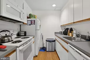 1601 Spring Garden St, Philadelphia, PA 19130 - Photo 3