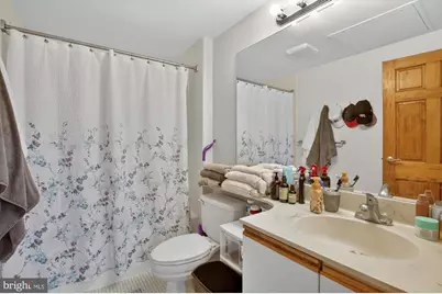 1601 Spring Garden Street #501, Philadelphia, PA 19130 - Photo 9