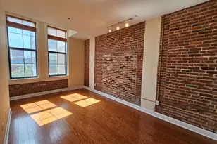 315 New St, Philadelphia, PA 19106 - Photo 1