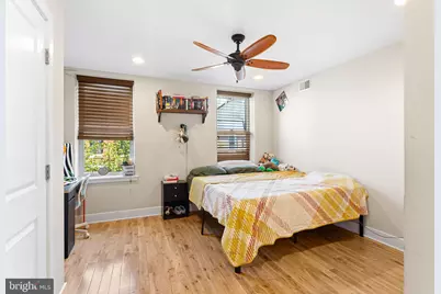 2336 W Thompson Street, Philadelphia, PA 19121 - Photo 15