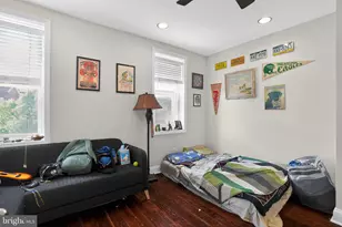 2623 Emerald St, Philadelphia, PA 19125 - Photo 17