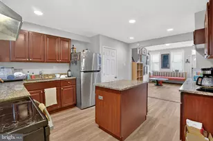 2623 Emerald St, Philadelphia, PA 19125 - Photo 7
