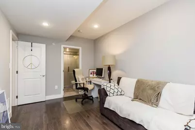 912 N 16th Street #B, Philadelphia, PA 19130 - Photo 17
