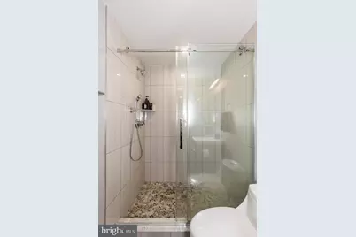 912 N 16th Street #B, Philadelphia, PA 19130 - Photo 19