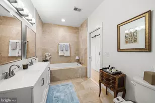 517 Carpenter St, Philadelphia, PA 19147 - Photo 31