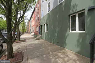 2127 Christian St, Philadelphia, PA 19146 - Photo 31