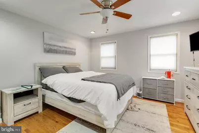 920 S 16th Street, Philadelphia, PA 19146 - Photo 21