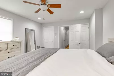 920 S 16th Street, Philadelphia, PA 19146 - Photo 23