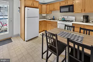 531 Turner St, Philadelphia, PA 19122 - Photo 9