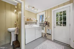 54 W Harvey St, Philadelphia, PA 19144 - Photo 7