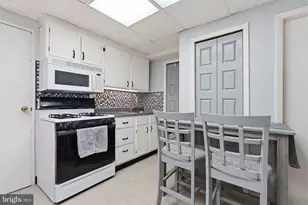 7912 Calvert St, Philadelphia, PA 19152 - Photo 19