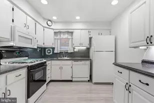 7912 Calvert St, Philadelphia, PA 19152 - Photo 5