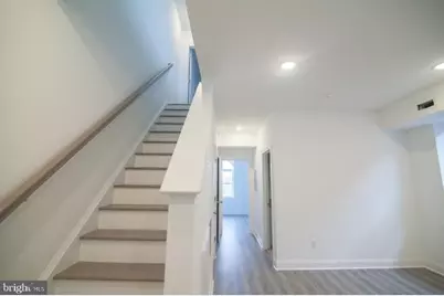 1829 N 33rd Street, Philadelphia, PA 19121 - Photo 9