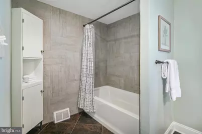 1443 E Oxford Street, Philadelphia, PA 19125 - Photo 15