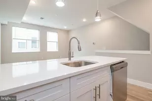 2010 N 8th St, Philadelphia, PA 19122 - Photo 7