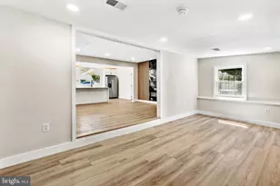 9348 Annapolis Rd, Philadelphia, PA 19114 - Photo 13