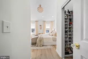 2061 St Albans St, Philadelphia, PA 19146 - Photo 21