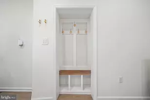 2061 St Albans St, Philadelphia, PA 19146 - Photo 9