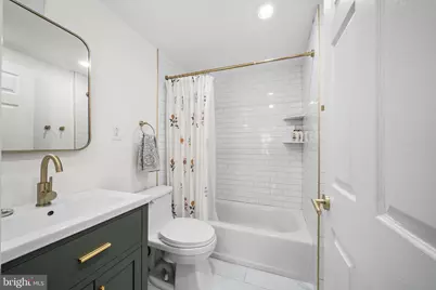 2061 Saint Albans Street, Philadelphia, PA 19146 - Photo 15