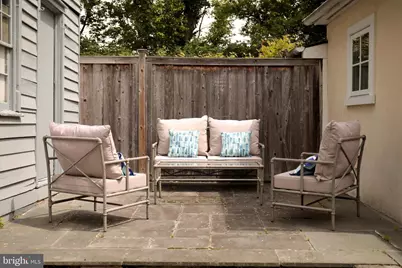 23 W Gravers Lane, Philadelphia, PA 19118 - Photo 33