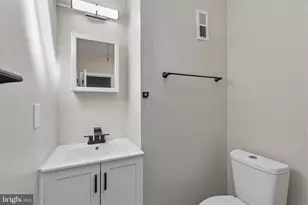 5536 Pine St, Philadelphia, PA 19143 - Photo 17