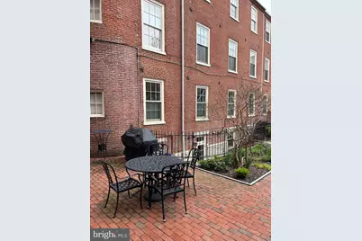 918-920 Spruce Street #11, Philadelphia, PA 19107 - Photo 13